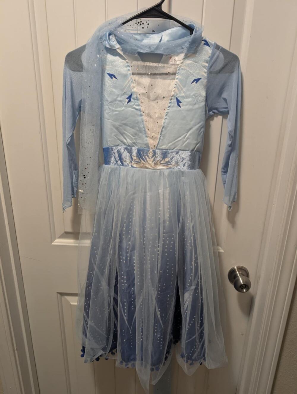Girl’s Frozen’s Elsa Ice Queen Costume Dress Princess Sz 140 CM, US 10 Halloween